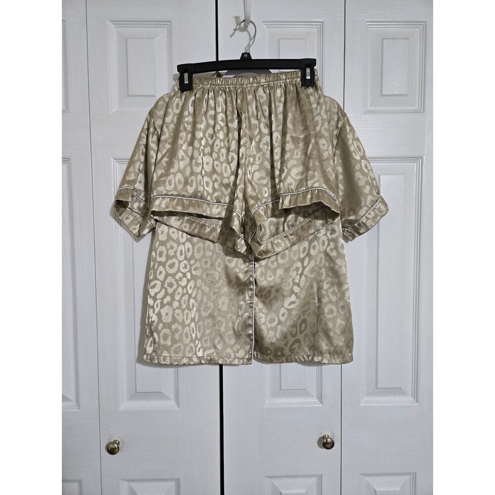 Unknown brand large women's gold faux silk pajama set